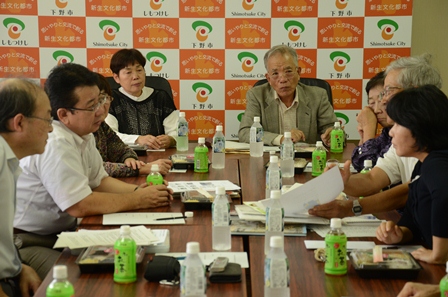 平成24年9月26日非核平和をすすめる下野市の会とのランチトークの様子の写真3 平成24年9月26日非核平和をすすめる下野市の会とのランチトークの様子の写真3