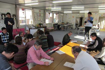 亘理町 仮設住宅地内の集会所での写真 亘理町 仮設住宅地内の集会所での写真