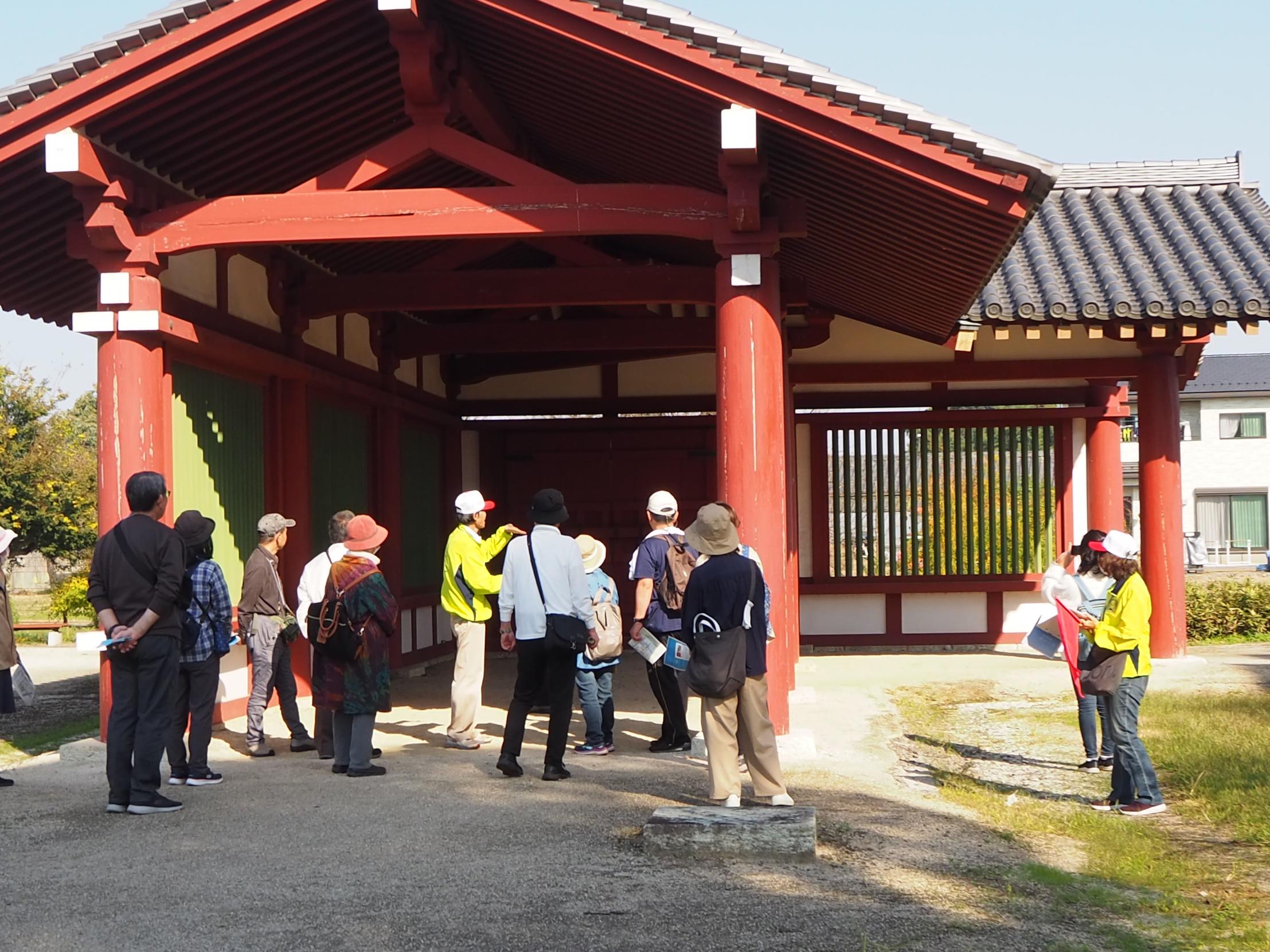 【下野薬師寺歴史館】史跡めぐりウォーキングを開催しました