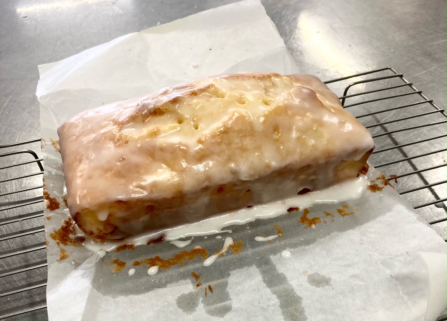 写真：きれいに仕上がったレモンケーキ