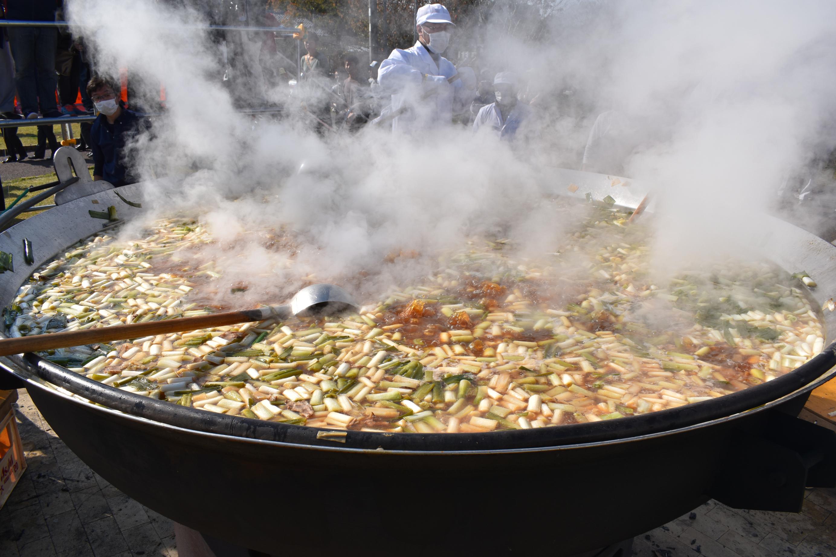 芋煮鍋