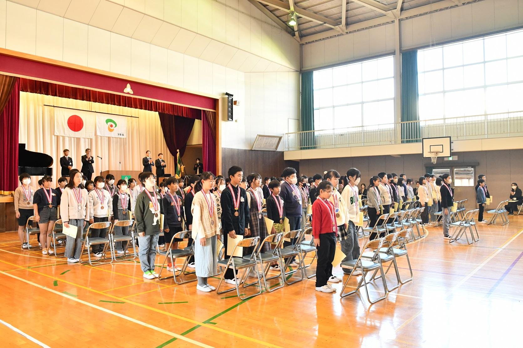 国分寺小児童表彰の様子（3）